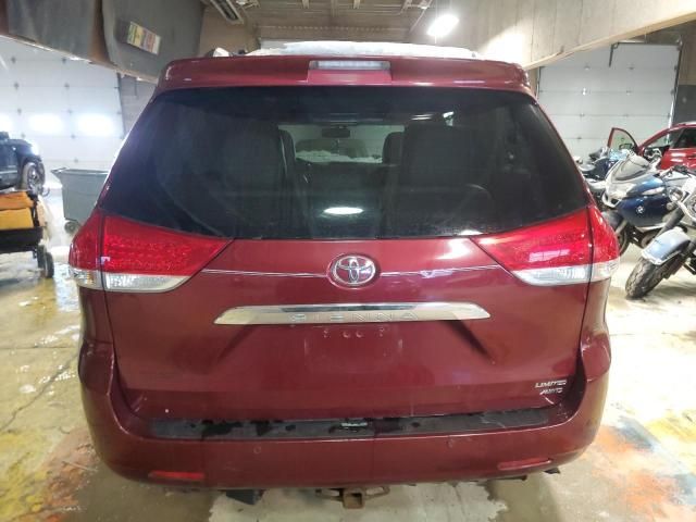 2012 Toyota Sienna XLE