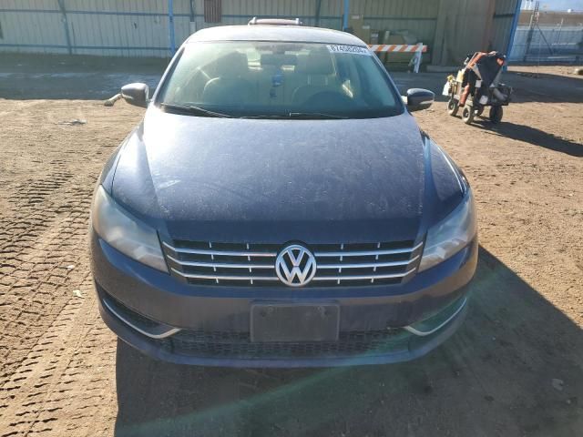 2013 Volkswagen Passat SEL