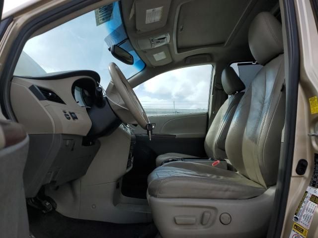 2011 Toyota Sienna XLE