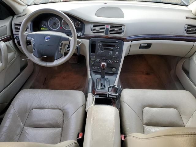 2004 Volvo S80