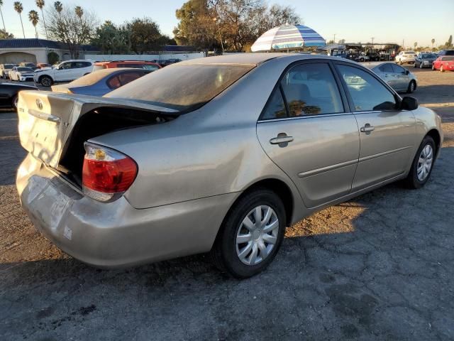 2005 Toyota Camry LE