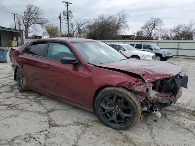 2021 Chrysler 300 Touring