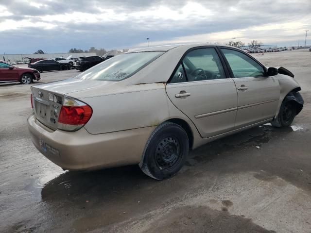 2005 Toyota Camry LE