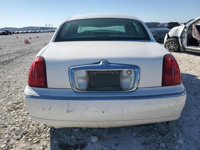 1999 Lincoln Town Car Executive