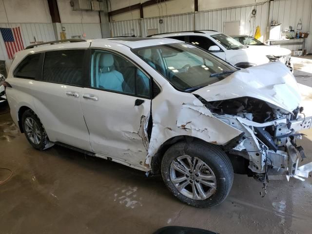 2023 Toyota Sienna XSE