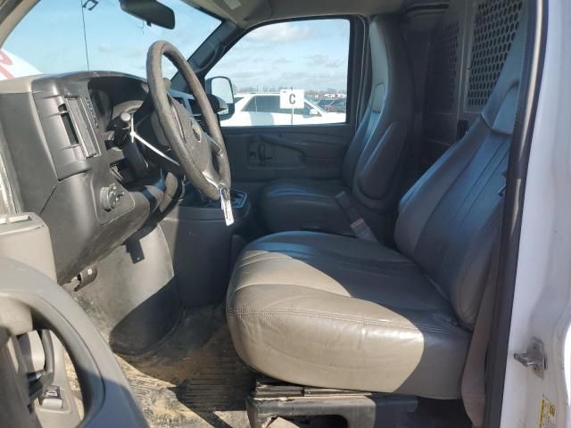 2015 Chevrolet Express G2500