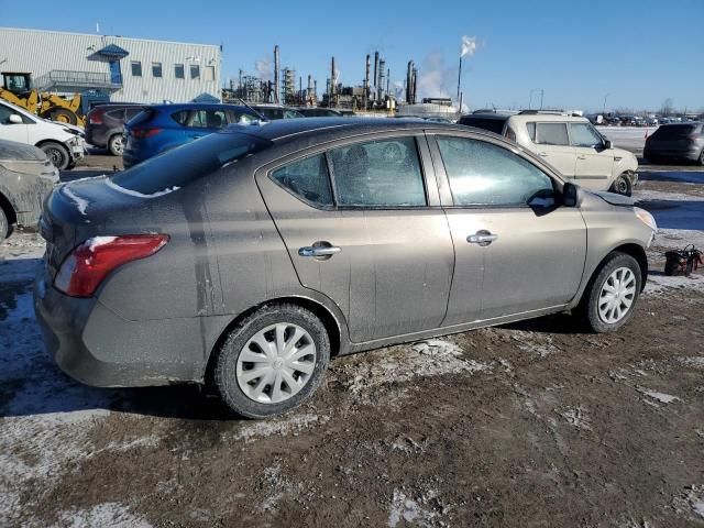 2012 Nissan Versa S