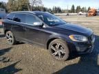 2017 Volvo XC60 T6 R-DESIGN Platinum