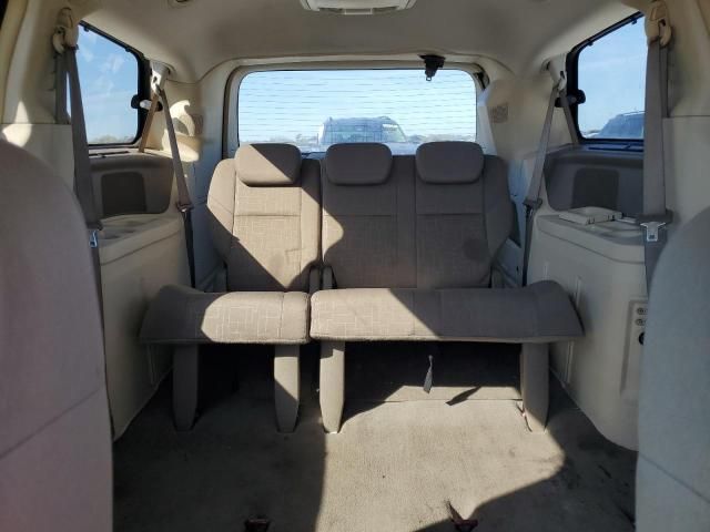 2009 Volkswagen Routan SE