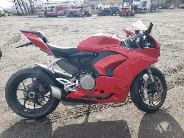 2023 Ducati Panigale V2