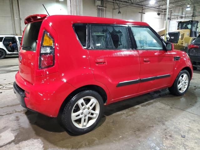 2010 KIA Soul +