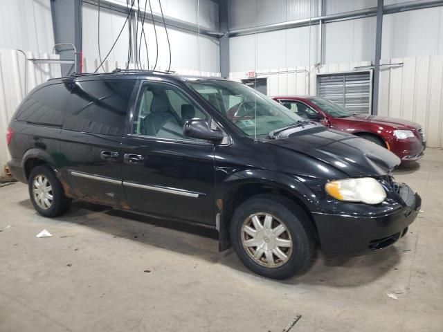 2006 Chrysler Town & Country Touring