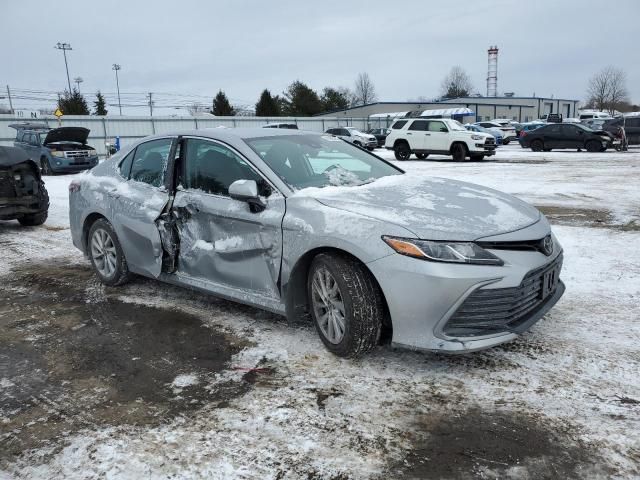 2022 Toyota Camry LE