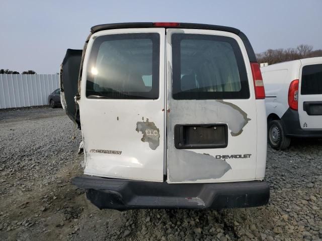 2003 Chevrolet Express G2500