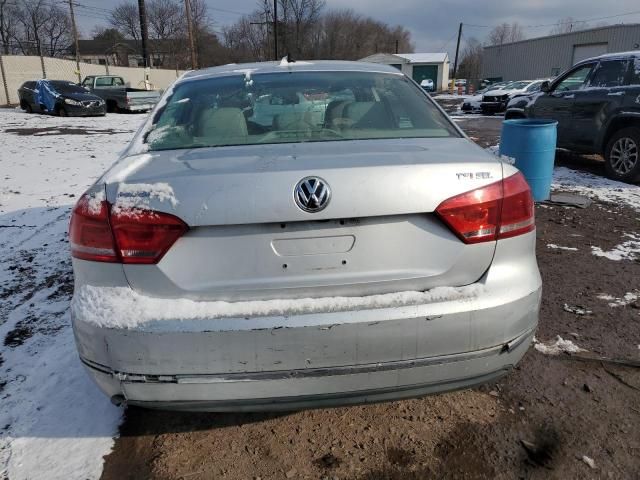 2014 Volkswagen Passat SEL