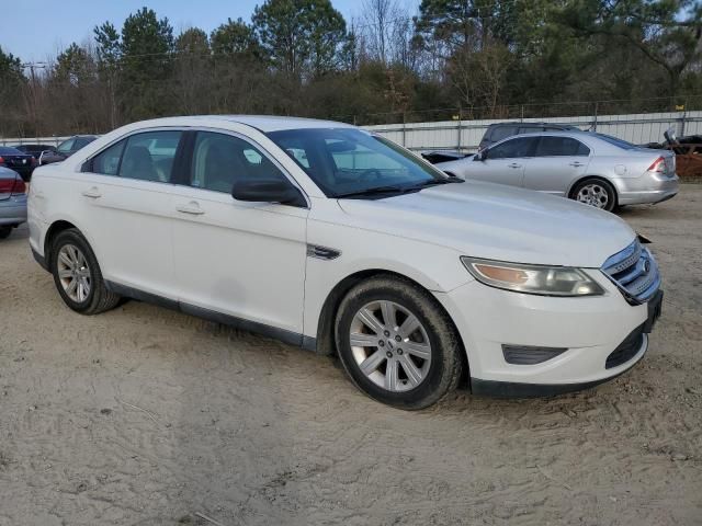 2011 Ford Taurus SE