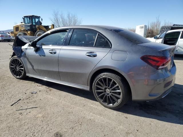 2020 Mercedes-Benz A 220