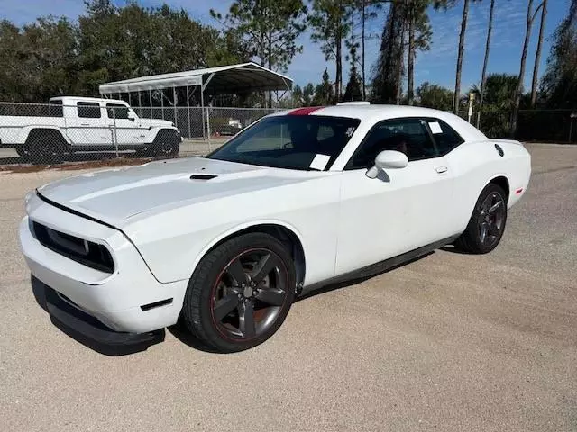 2013 Dodge Challenger SXT