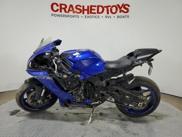 2021 Yamaha YZFR1