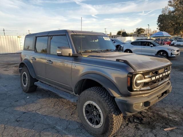 2023 Ford Bronco Base