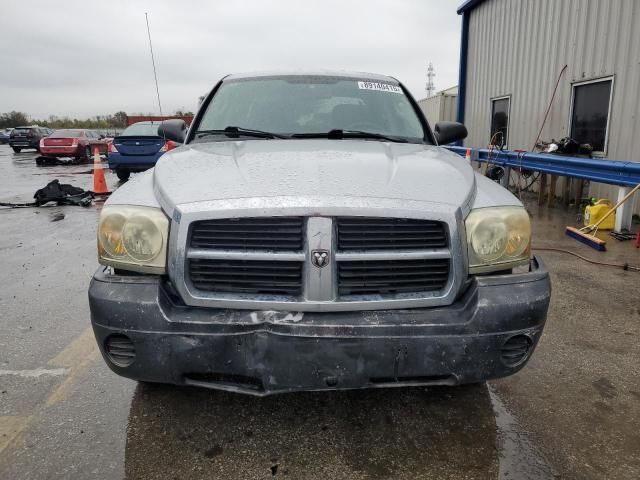 2007 Dodge Dakota Quattro