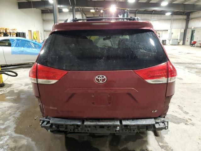 2011 Toyota Sienna LE