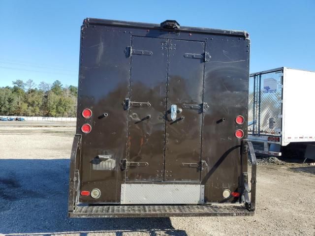 2009 Freightliner Chassis M Line WALK-IN Van