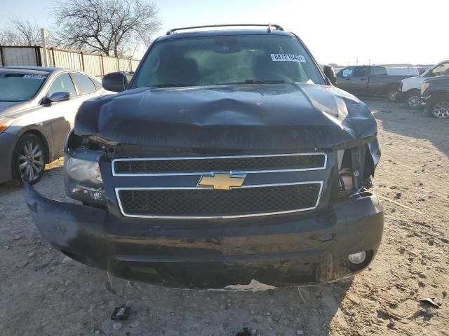 2013 Chevrolet Avalanche LS