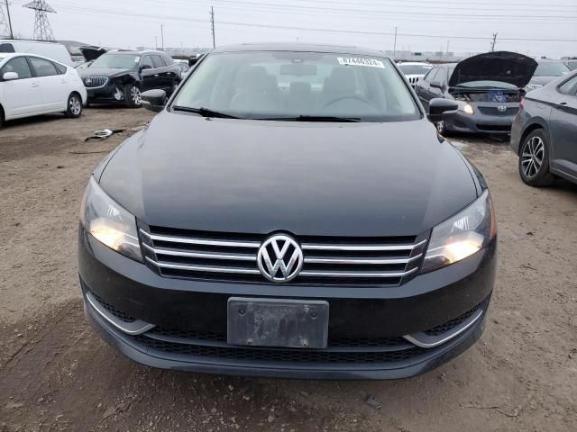 2013 Volkswagen Passat SE