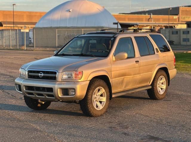 2002 Nissan Pathfinder LE