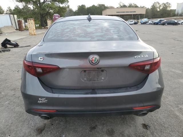 2017 Alfa Romeo Giulia Q4