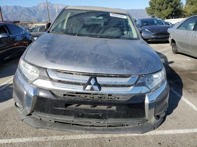 2017 Mitsubishi Outlander SE