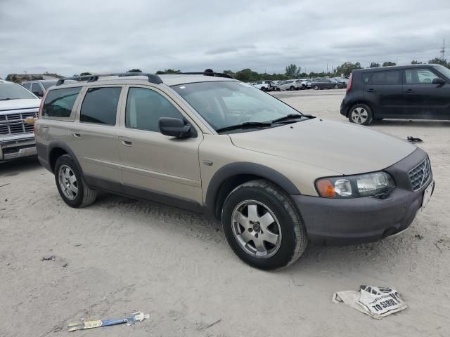 2004 Volvo XC70