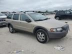 2004 Volvo XC70