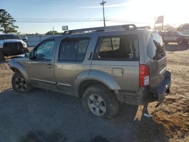 2005 Nissan Pathfinder LE