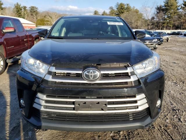 2019 Toyota Highlander LE