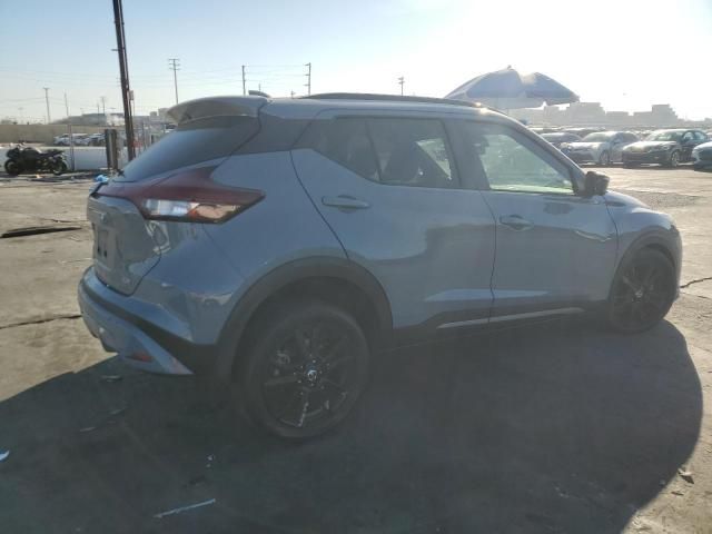 2021 Nissan Kicks SR