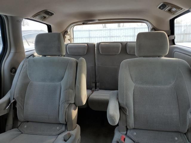 2008 Toyota Sienna CE