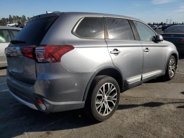 2017 Mitsubishi Outlander SE