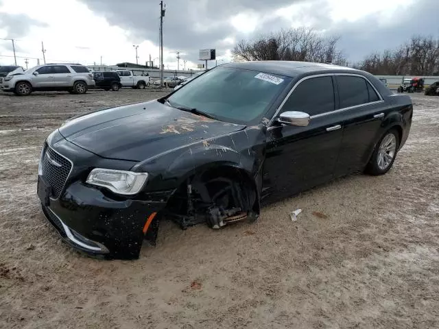 2016 Chrysler 300C