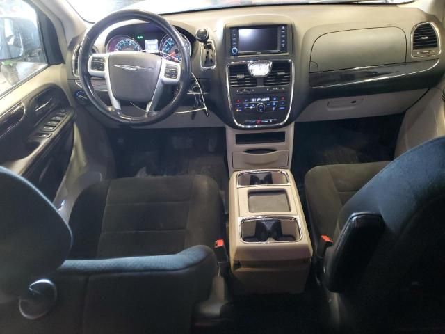 2012 Chrysler Town & Country Touring