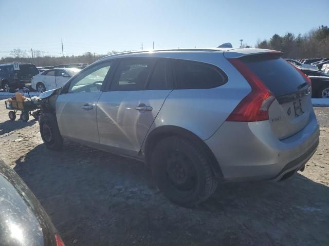 2016 Volvo V60 Cross Country Premier