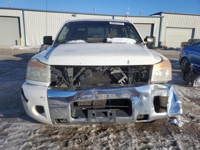 2011 Nissan Titan SV