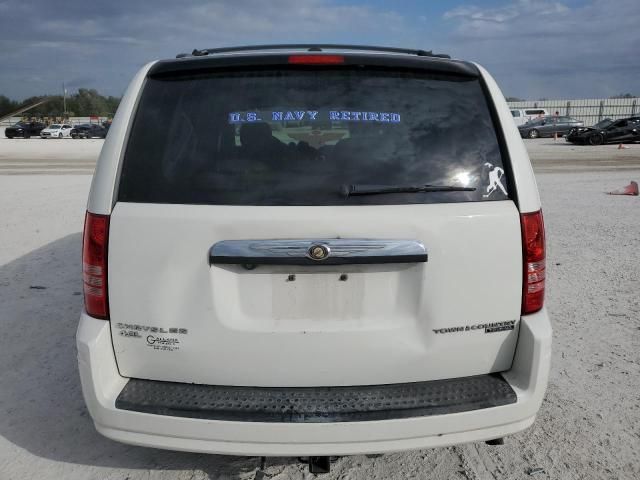 2010 Chrysler Town & Country Touring Plus