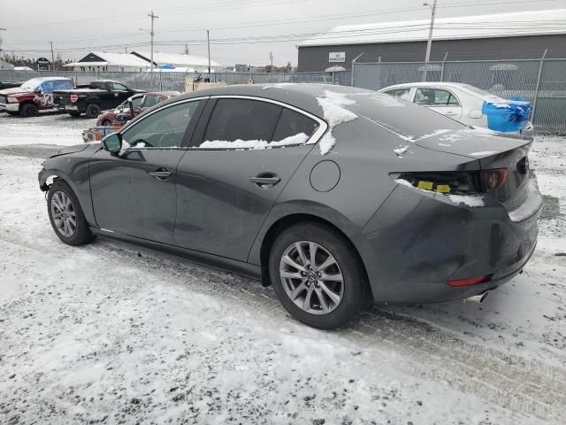 2022 Mazda 3 Select