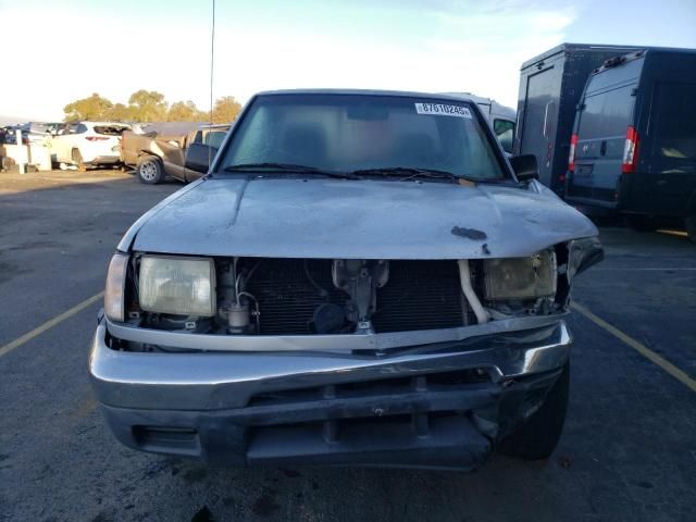 2000 Nissan Frontier King Cab XE