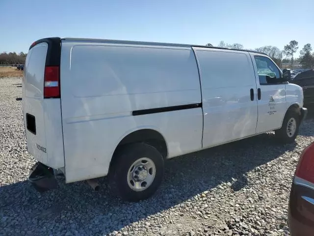 2023 Chevrolet Express G2500