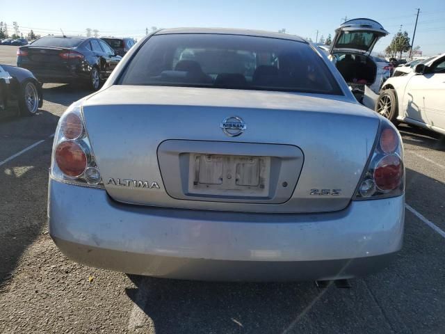 2002 Nissan Altima Base