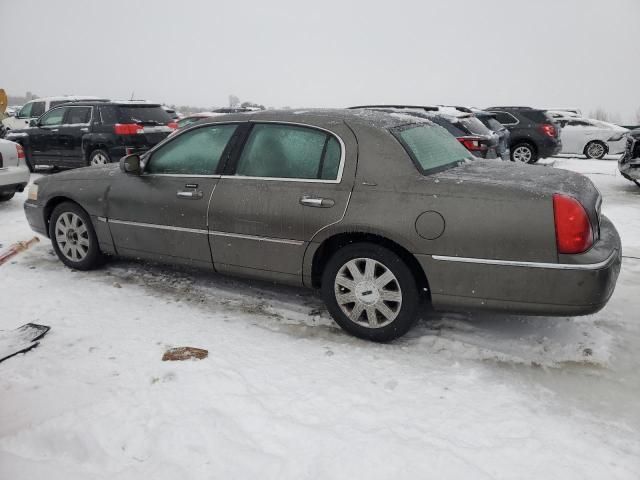 2004 Lincoln Town Car Ultimate