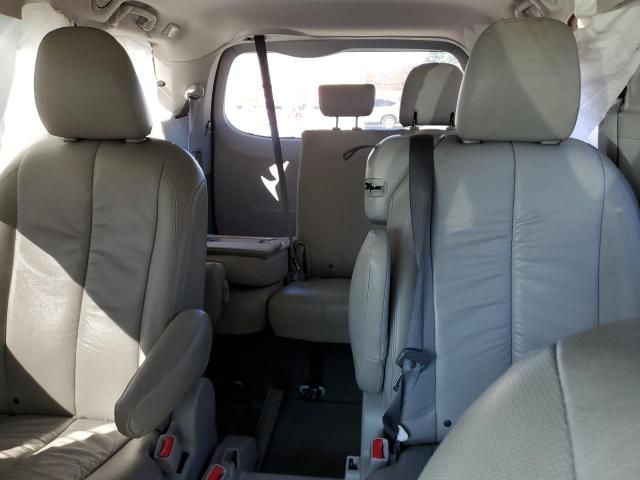 2014 Toyota Sienna LE